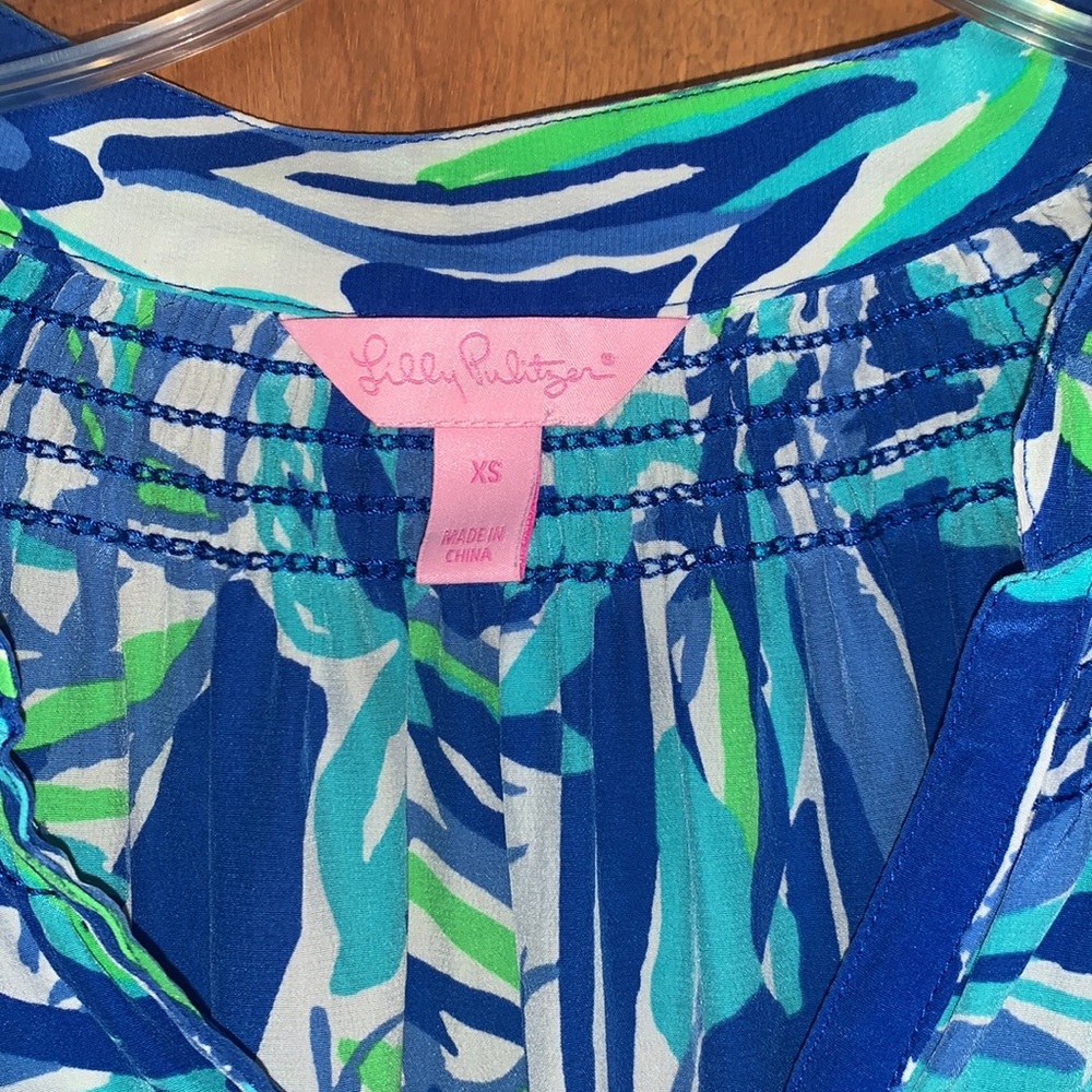 Lilly Pulitzer - Elsa Top - 100% Silk - Bamboo pattern - Sz XS - Picture 3 of 7